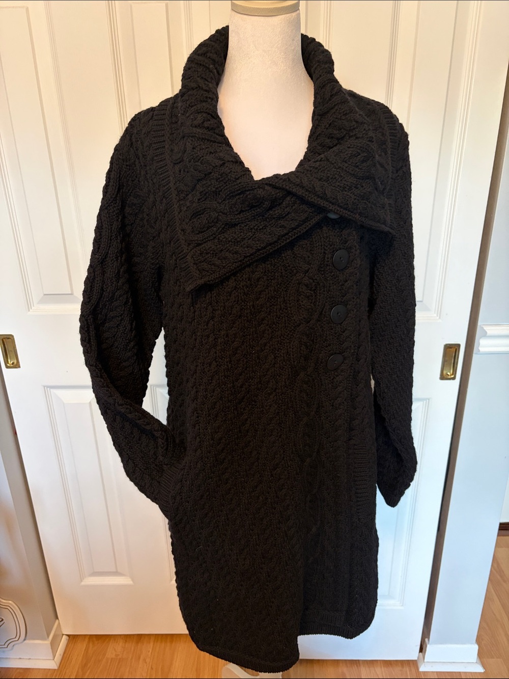 Aran Crafts NWOT 100% Merino Wool Black Cable-Knit Shawl-Collar Cardigan Coat